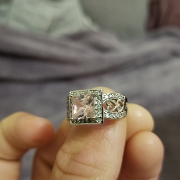 Jewelry Lot FIRM - Picture 5 of 8